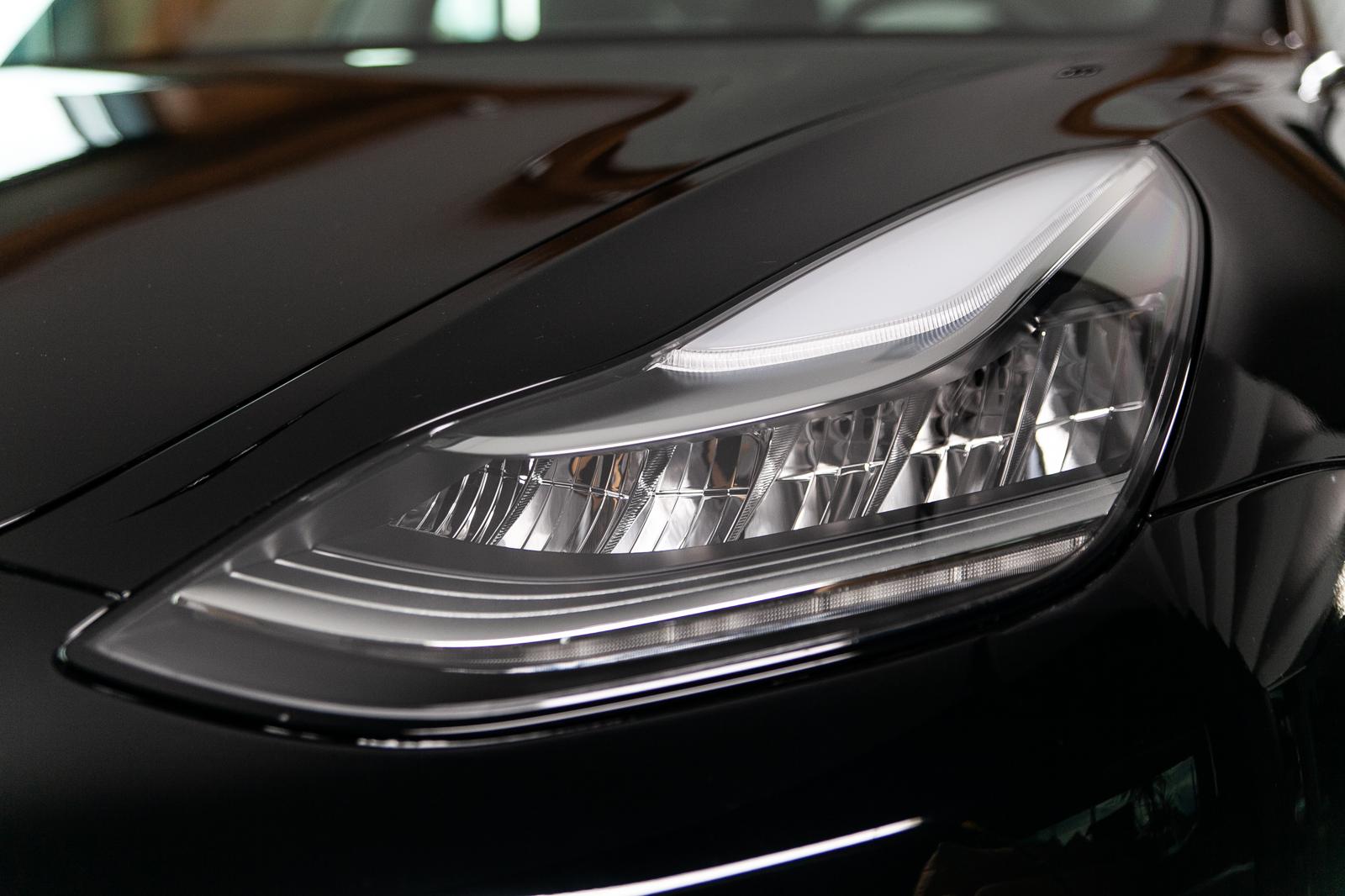 Una mirada más cercana al revolucionario Model 3 Performance de Tesla
